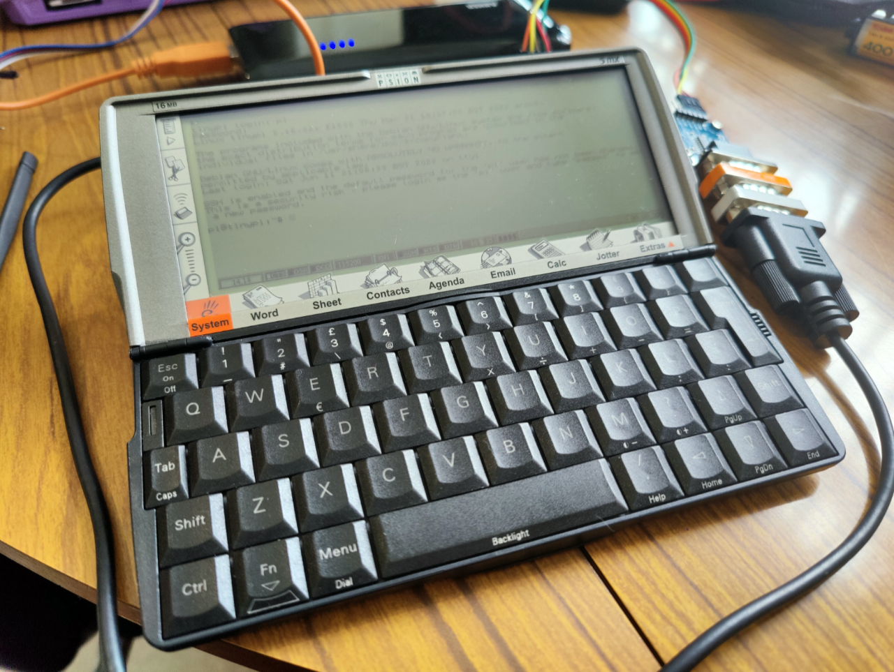 Psion 5MX Full Hero