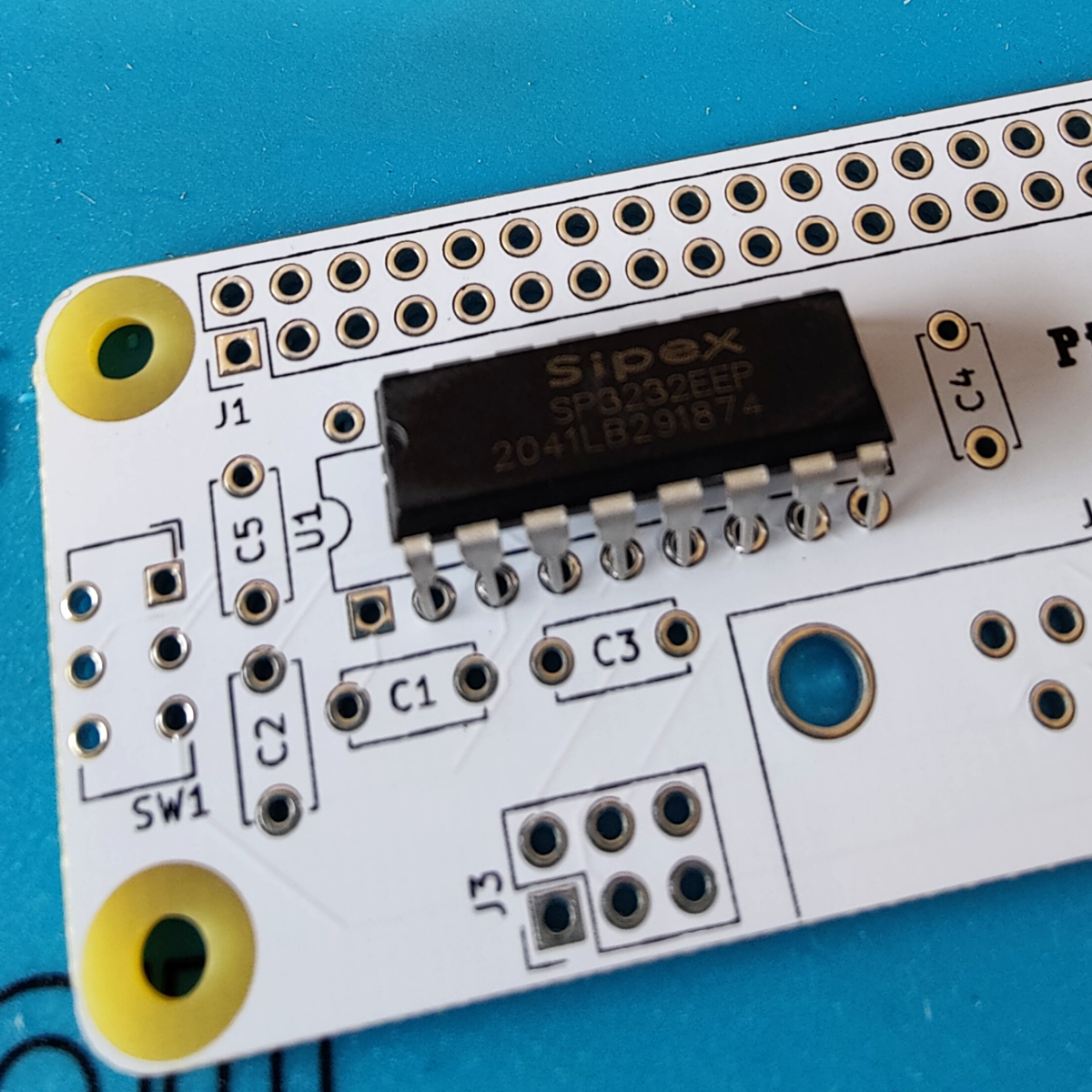 PiRS232 V1 - This chip doesn't fit